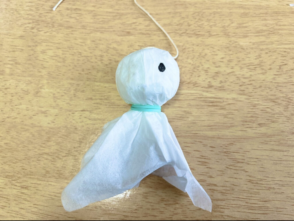 てるてる坊主の由来とは？作り方・上手く吊るすコツや風習についても