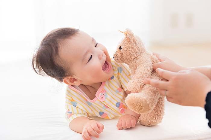 生後10か月の子どもへの接し方とは？成長に伴いできるようになることを紹介 | comotto | comottoコラム - NTTドコモ